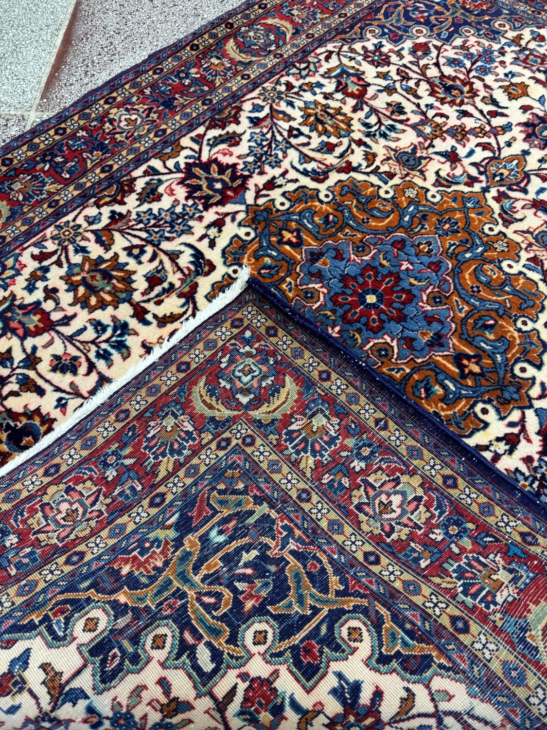 carpet-farshboom-2559606808