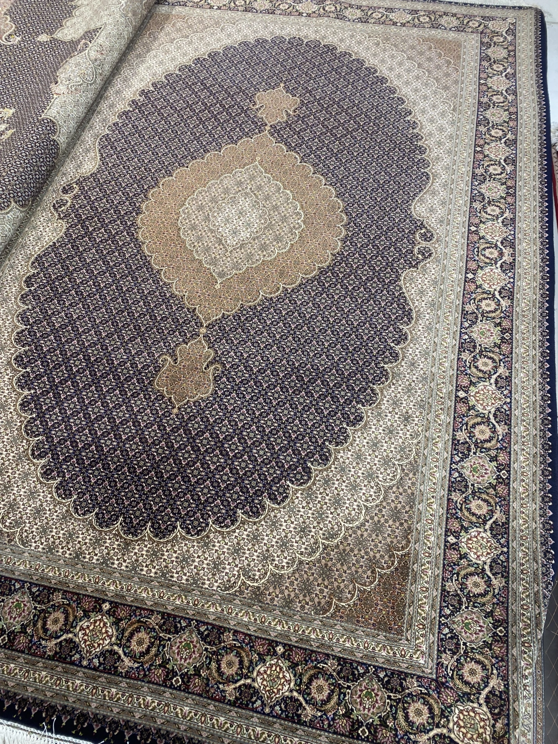 carpet-farshboom-2845110807