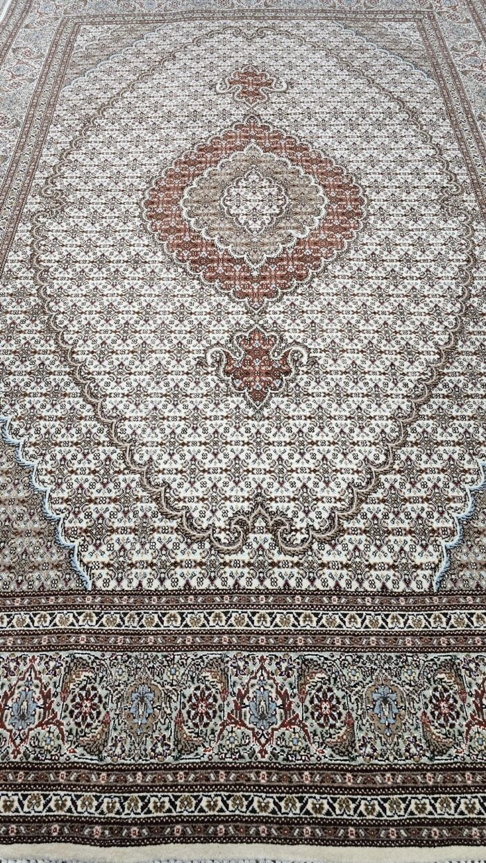 carpet-farshboom-2853476550