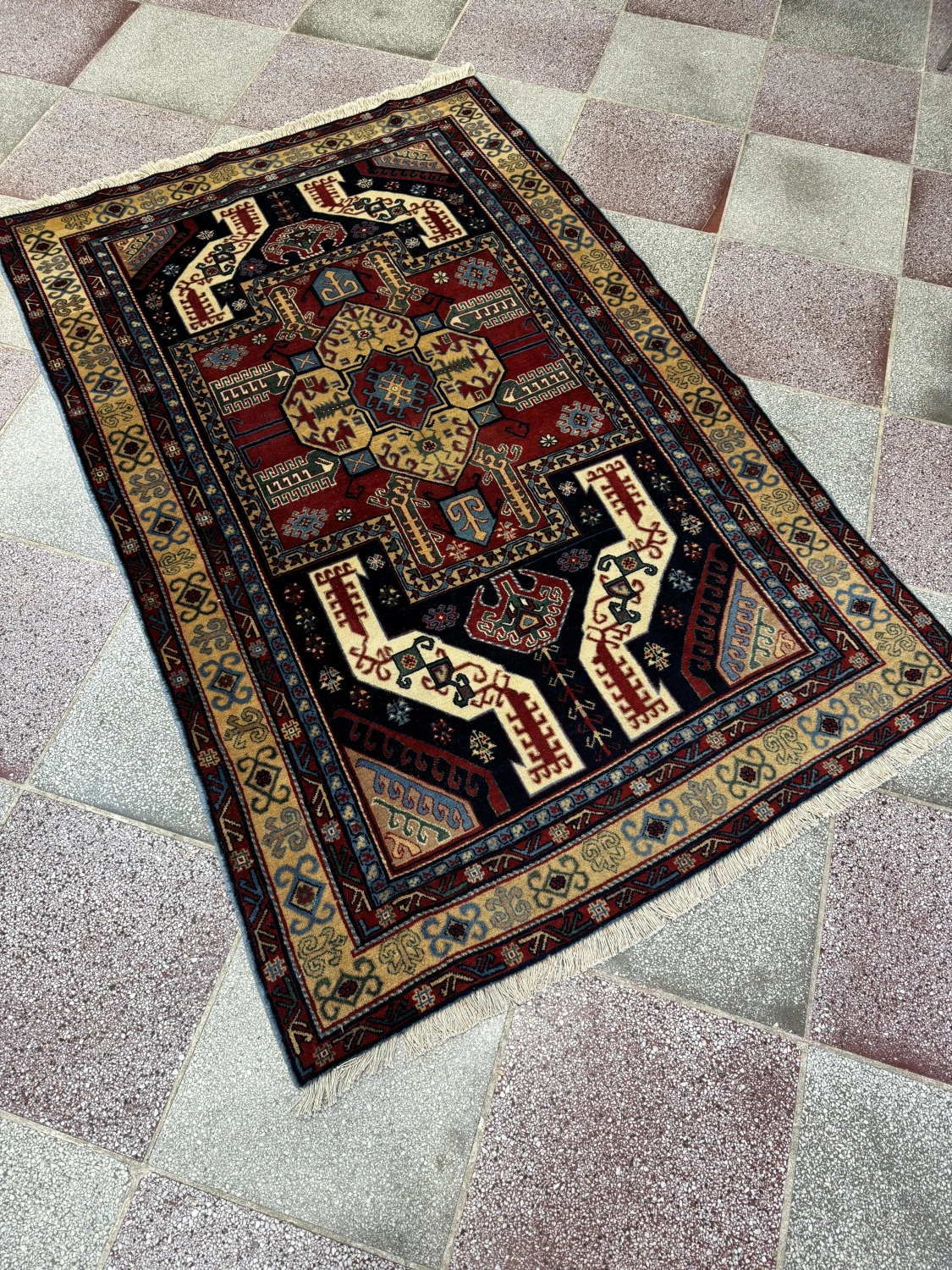 carpet-farshboom-3178418017