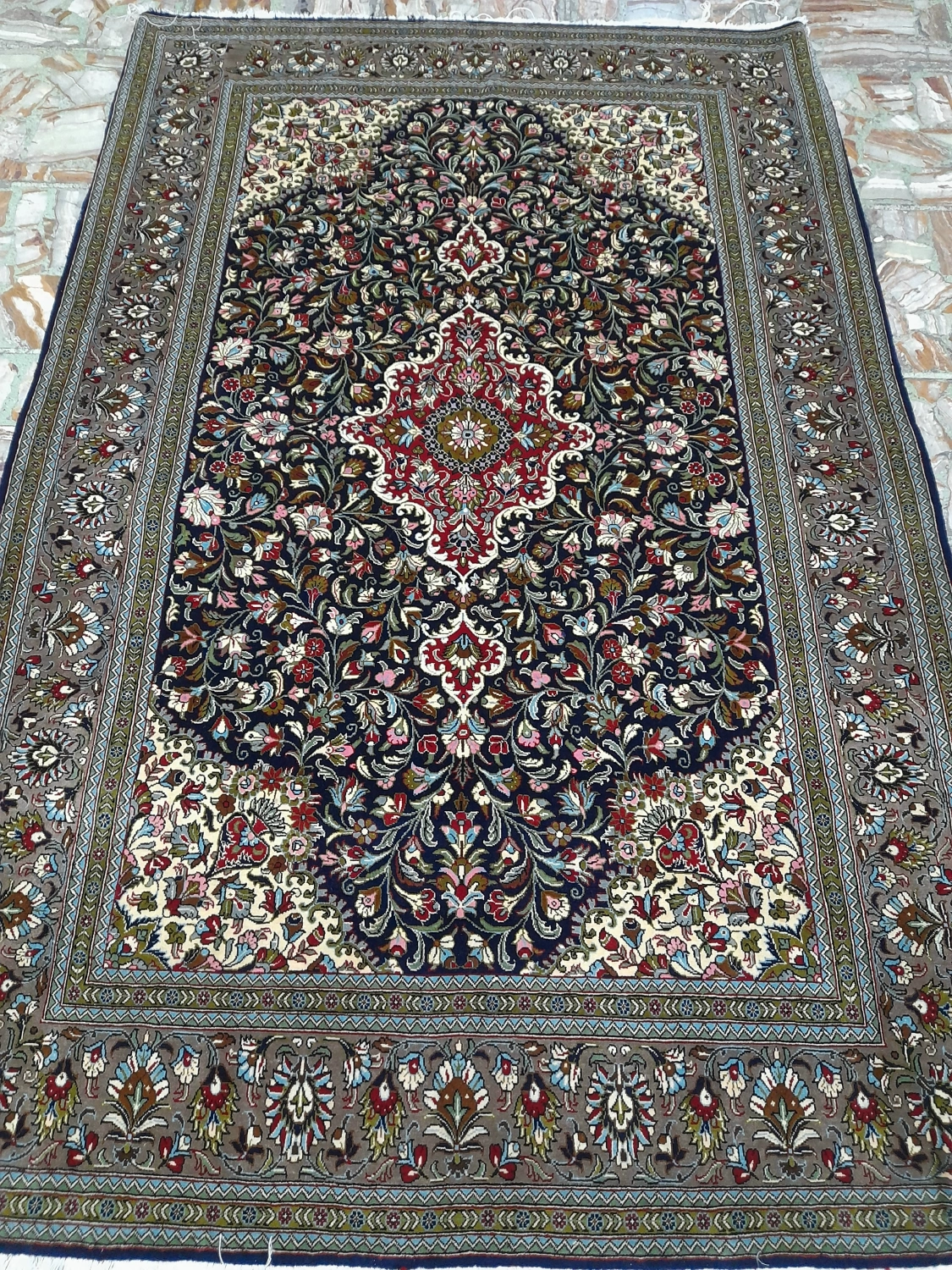 carpet-farshboom-3507181185