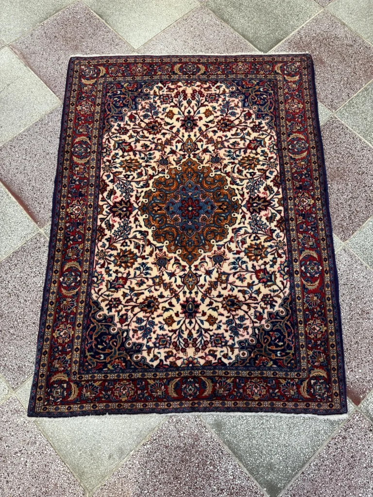 carpet-farshboom-4234796684