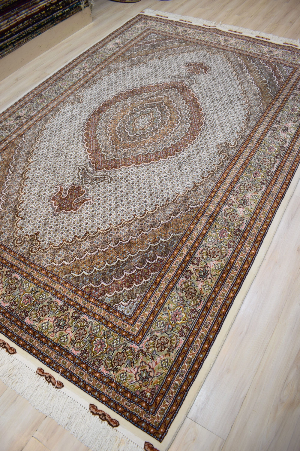 carpet-farshboom-4387589175