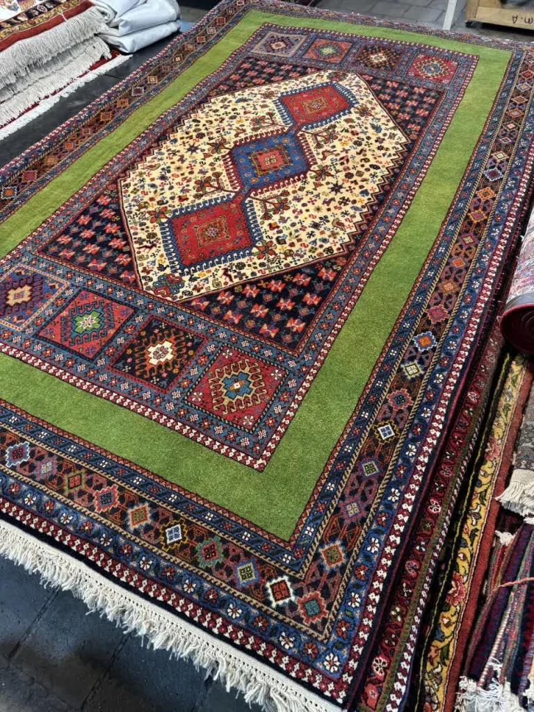 carpet-farshboom-4395299909