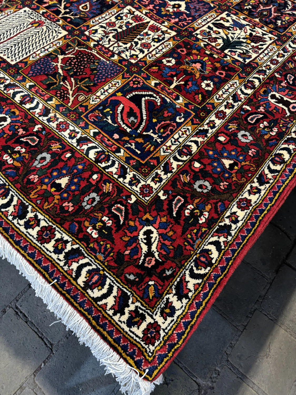carpet-farshboom-4489519068