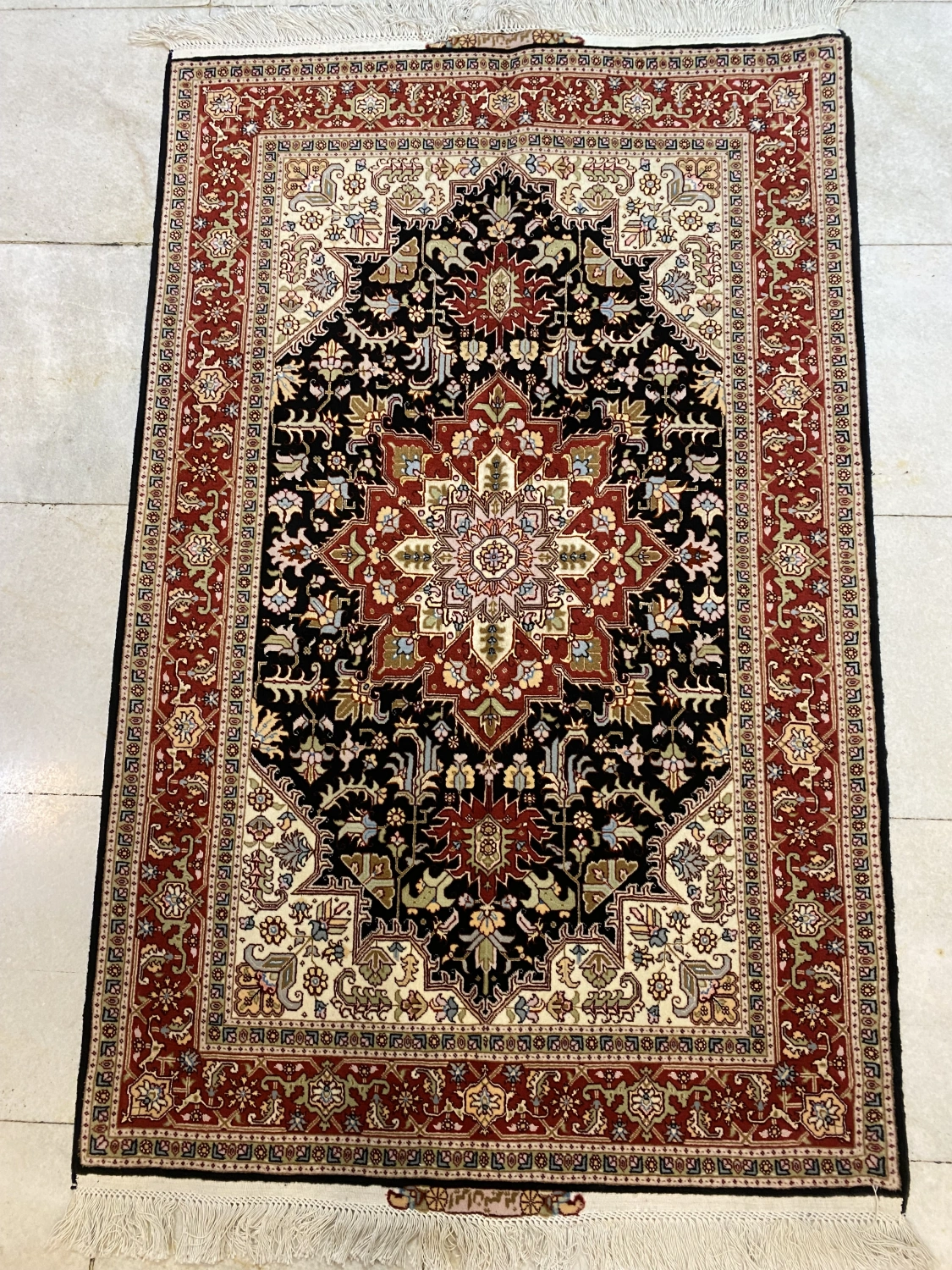 carpet-farshboom-4698405885