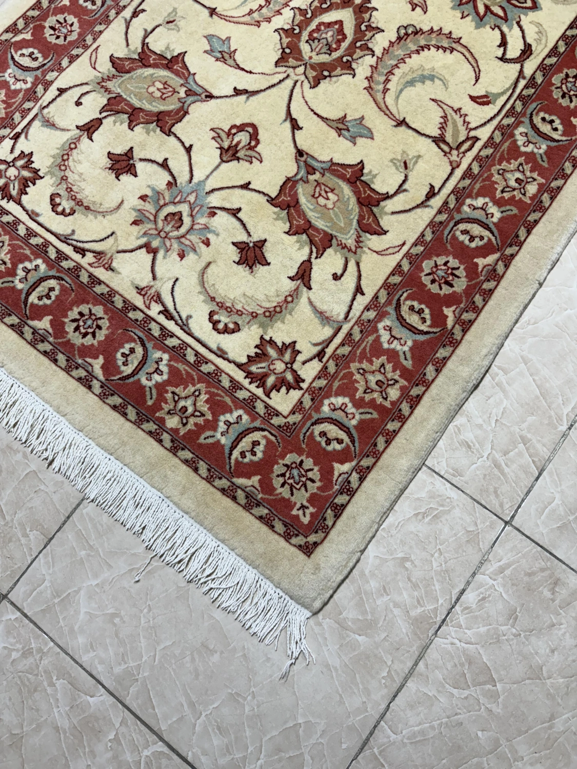 carpet-farshboom-4847036423