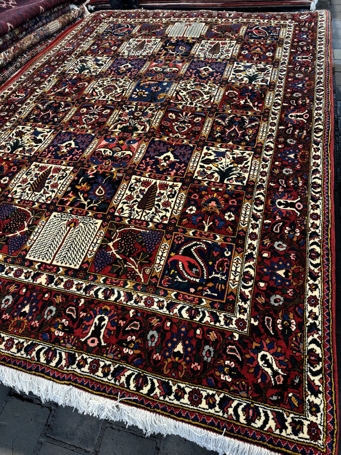 carpet-farshboom-5890763449