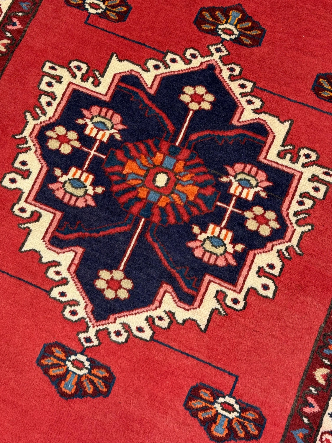 carpet-farshboom-6688116406