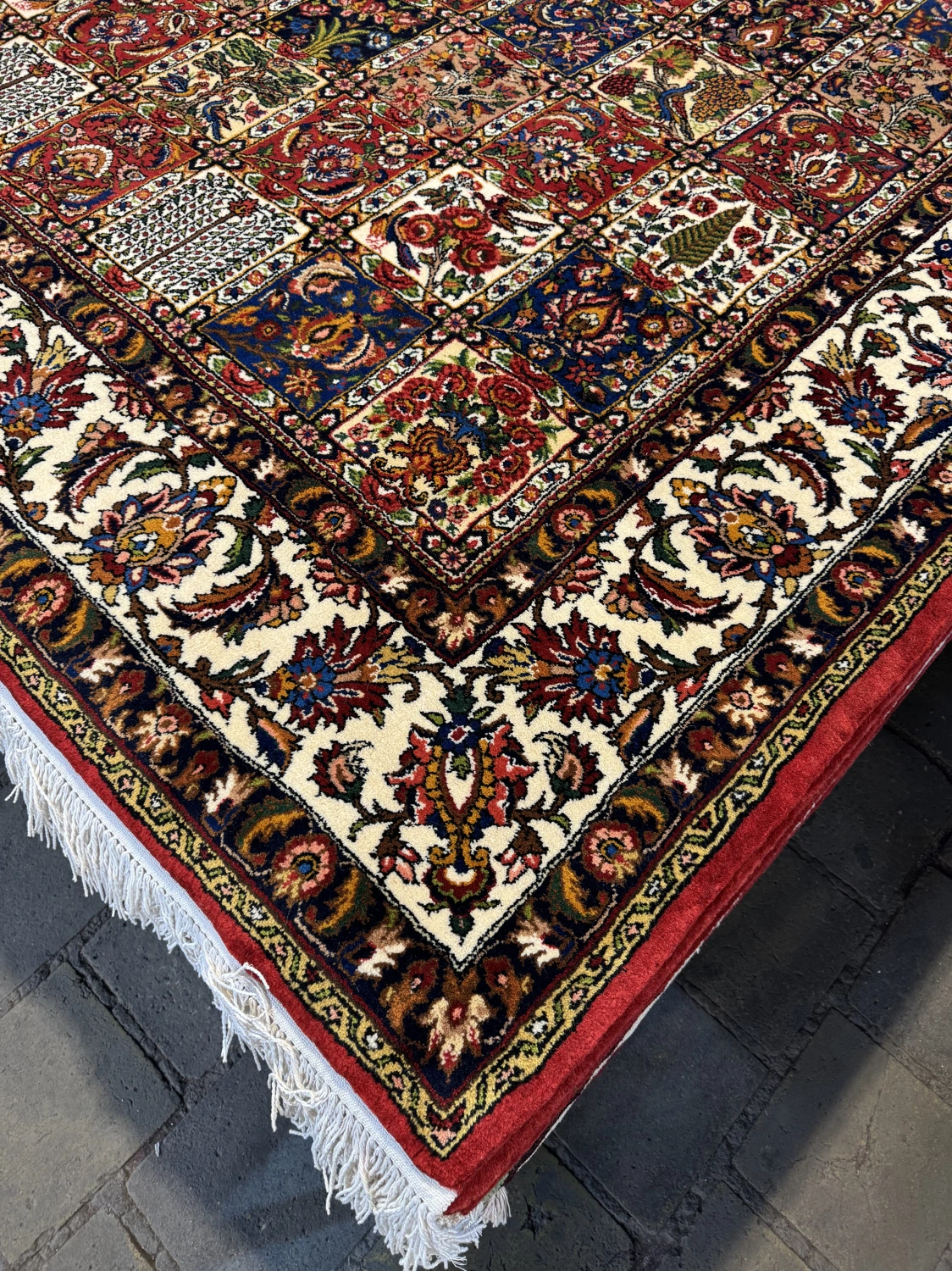 carpet-farshboom-6777022370