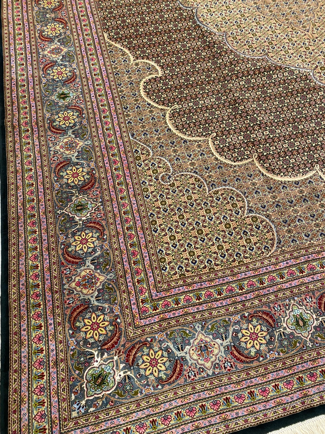 carpet-farshboom-8504488606
