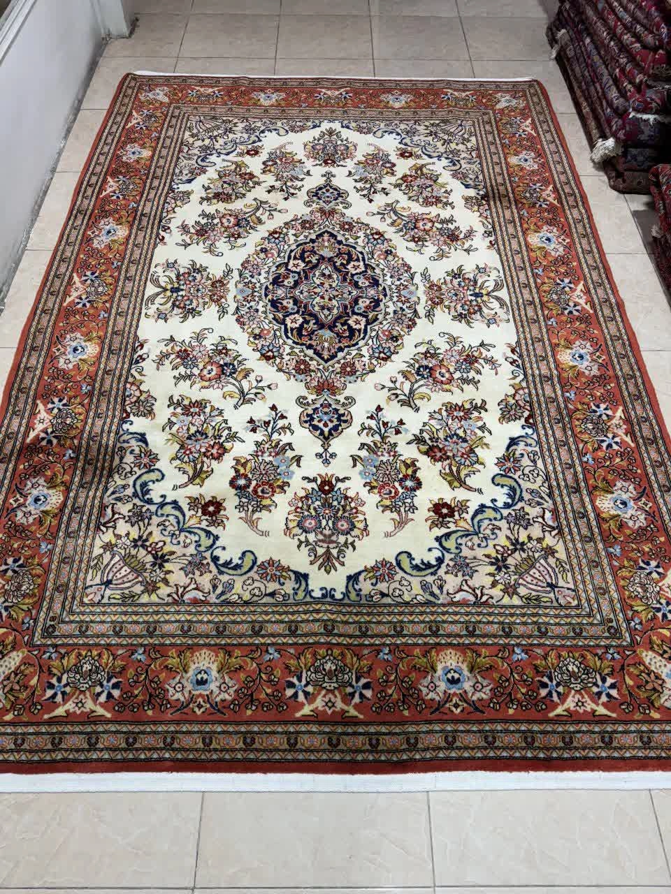 carpet-farshboom-8694694075