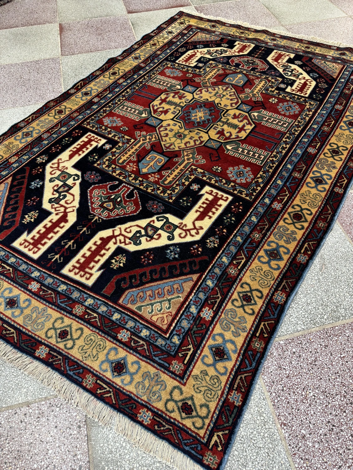 carpet-farshboom-8745252940