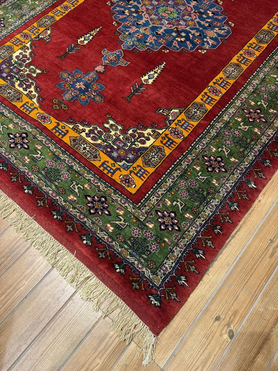 carpet-farshboom-8990107388