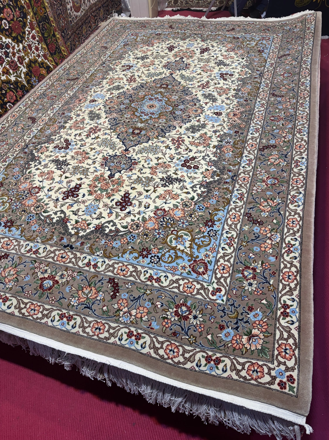 carpet-farshboom-0415551607