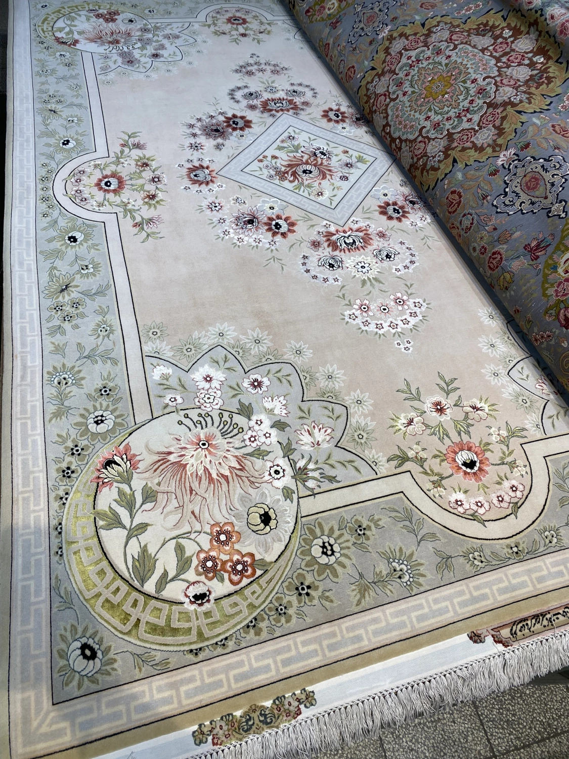 carpet-farshboom-1005856927