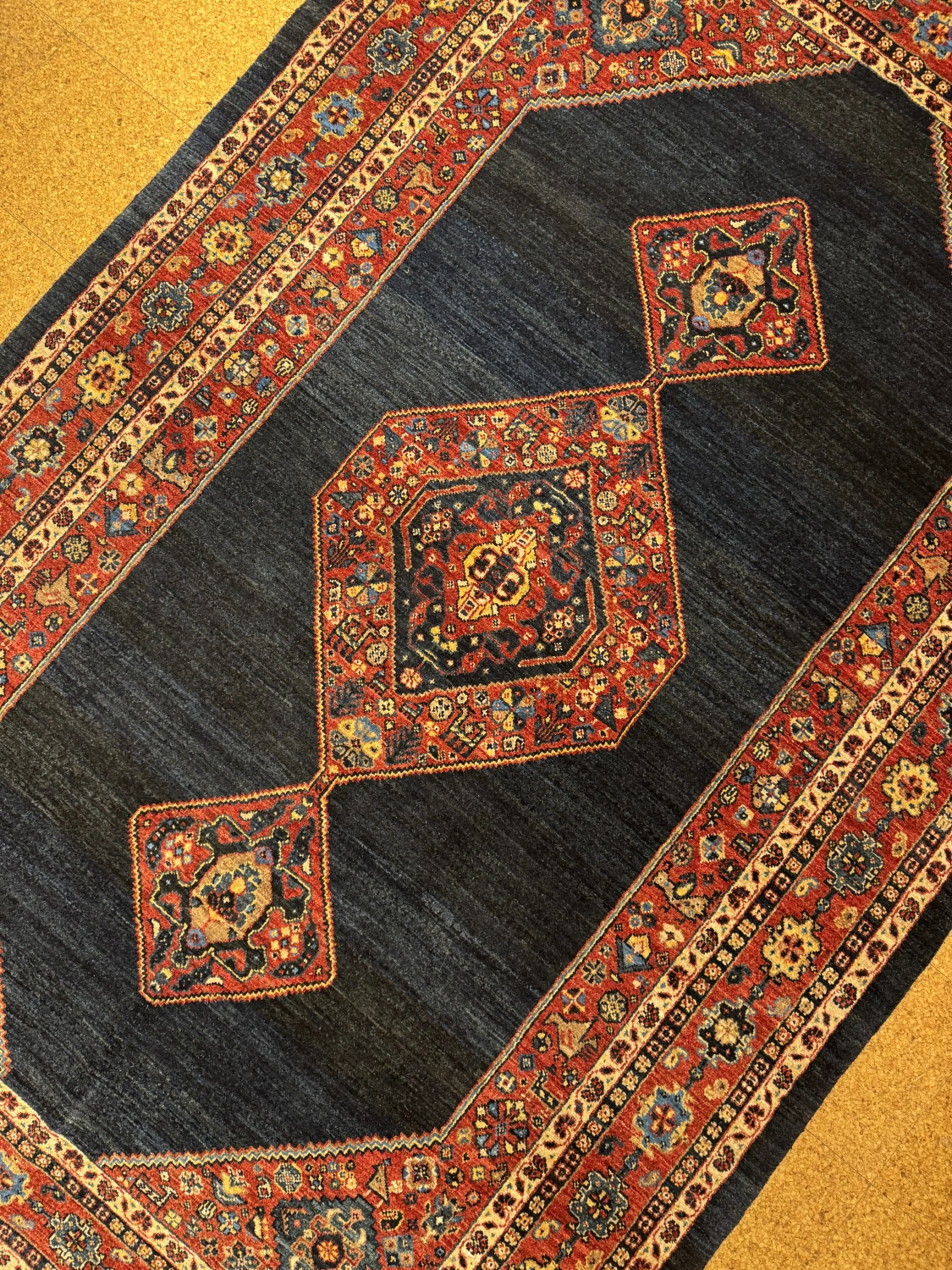 carpet-farshboom-1026371419