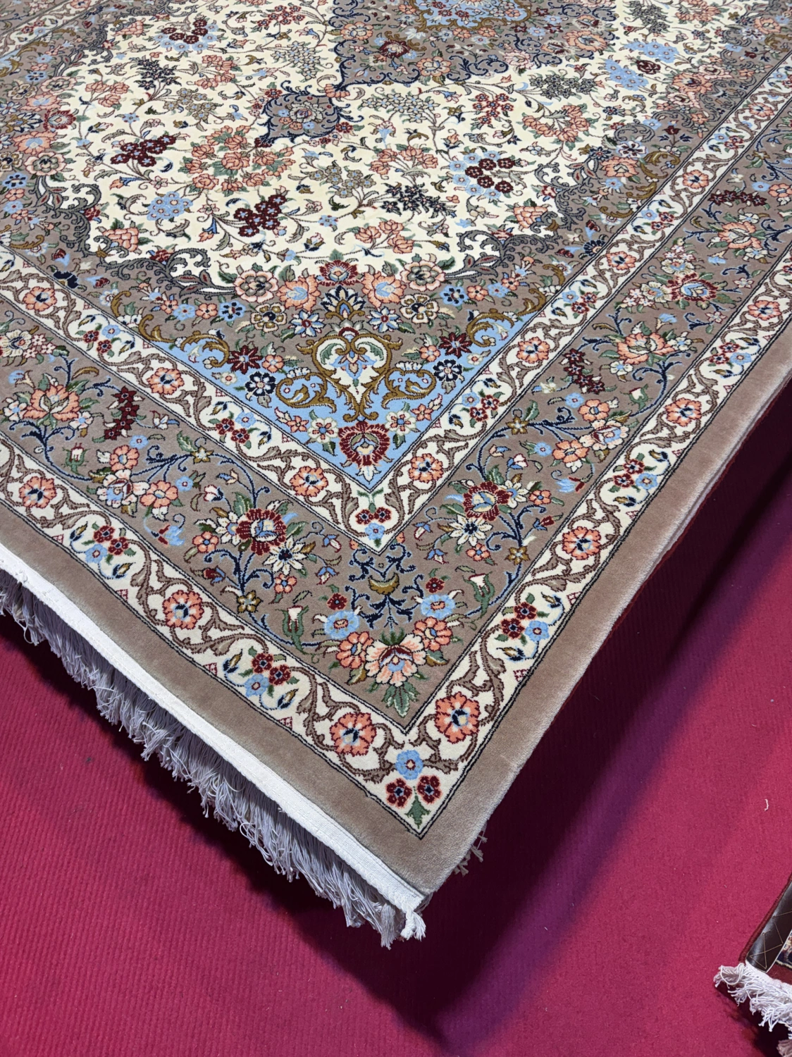 carpet-farshboom-1383947726