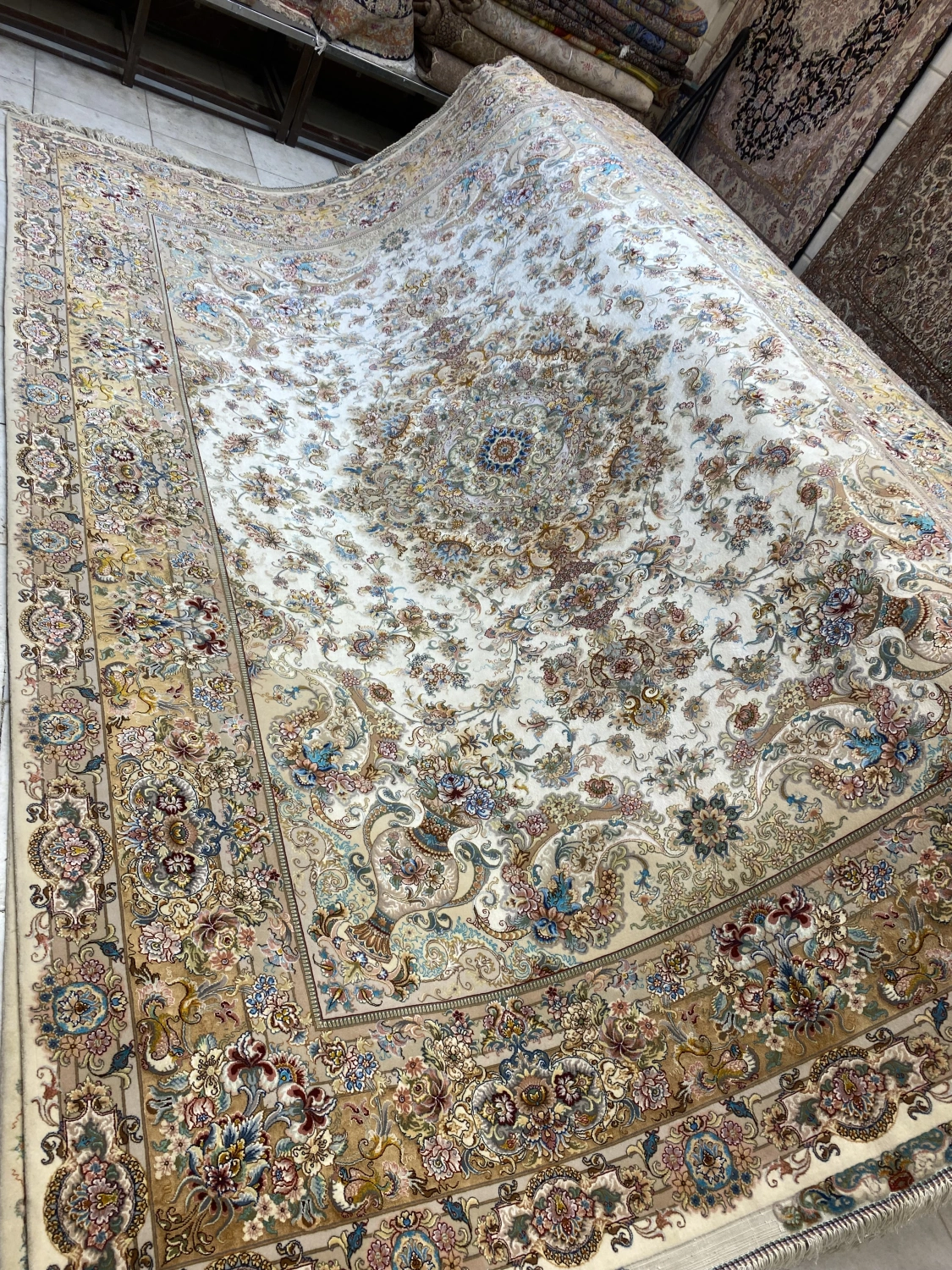 carpet-farshboom-1469201597