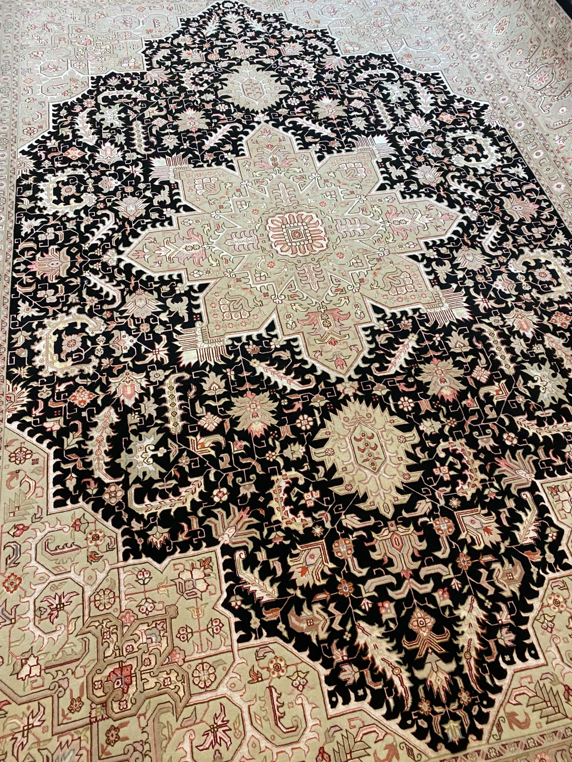 carpet-farshboom-1578793804