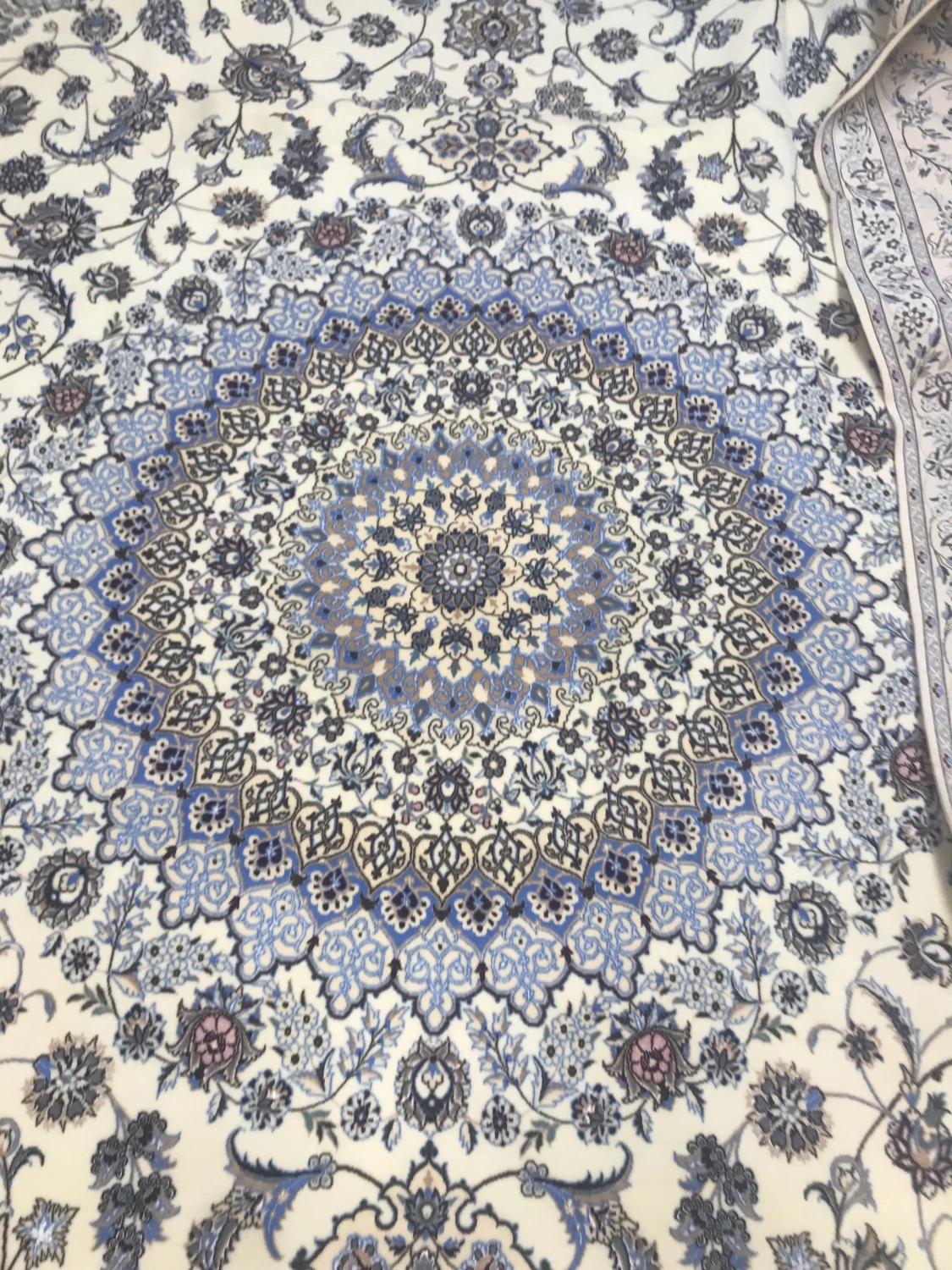 carpet-farshboom-1680240924