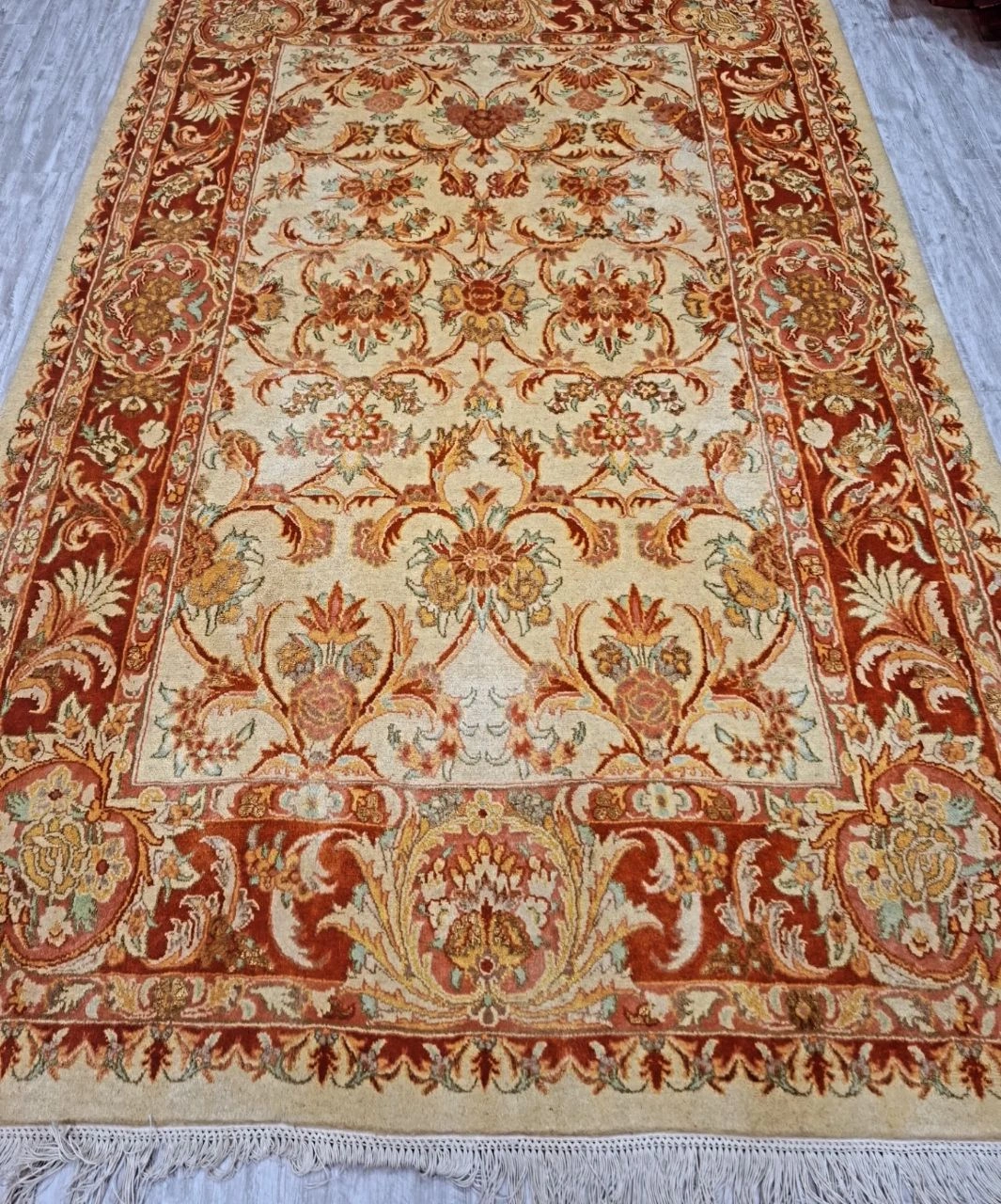 carpet-farshboom-1745812406