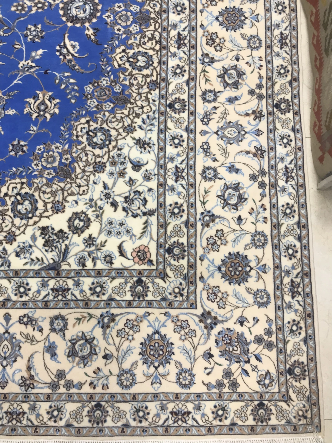 carpet-farshboom-2406918394
