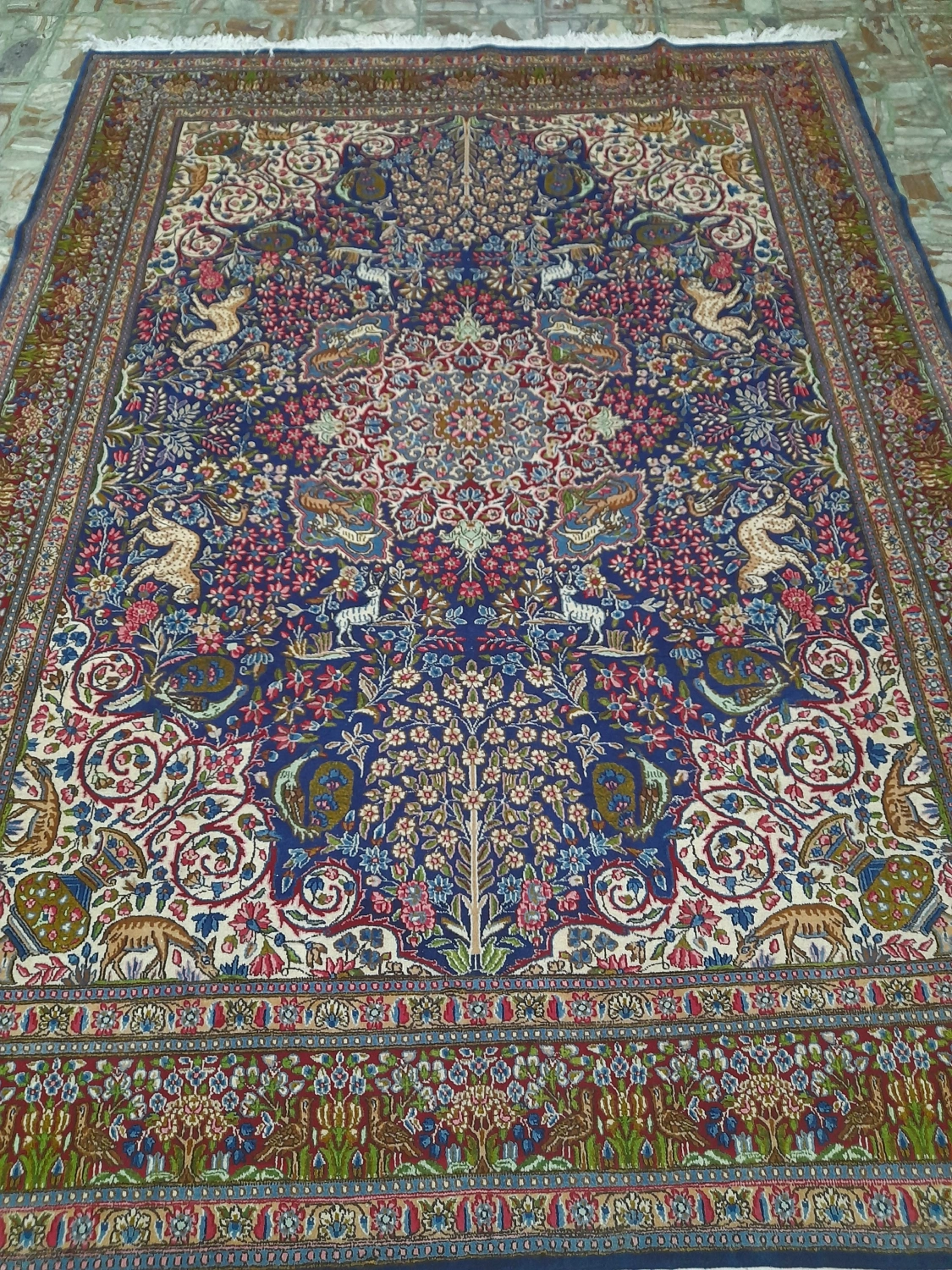 carpet-farshboom-2475858516