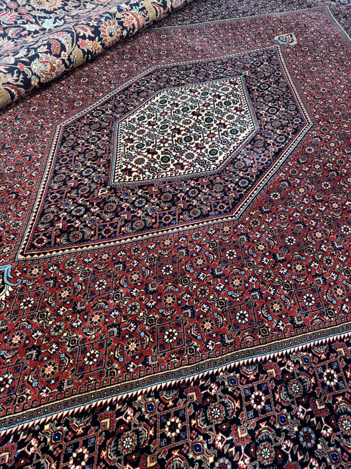 carpet-farshboom-2529393746