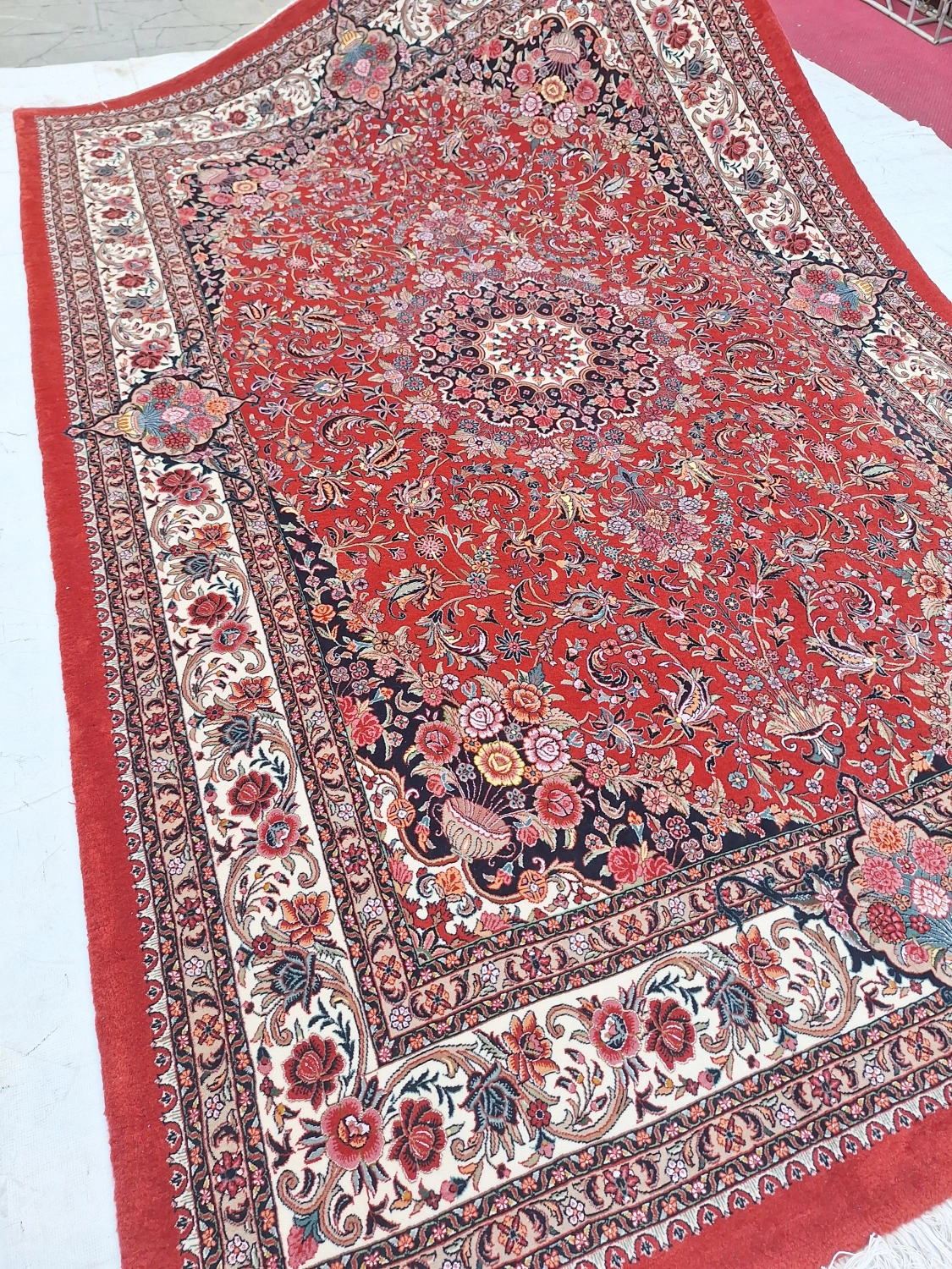 carpet-farshboom-3378988403