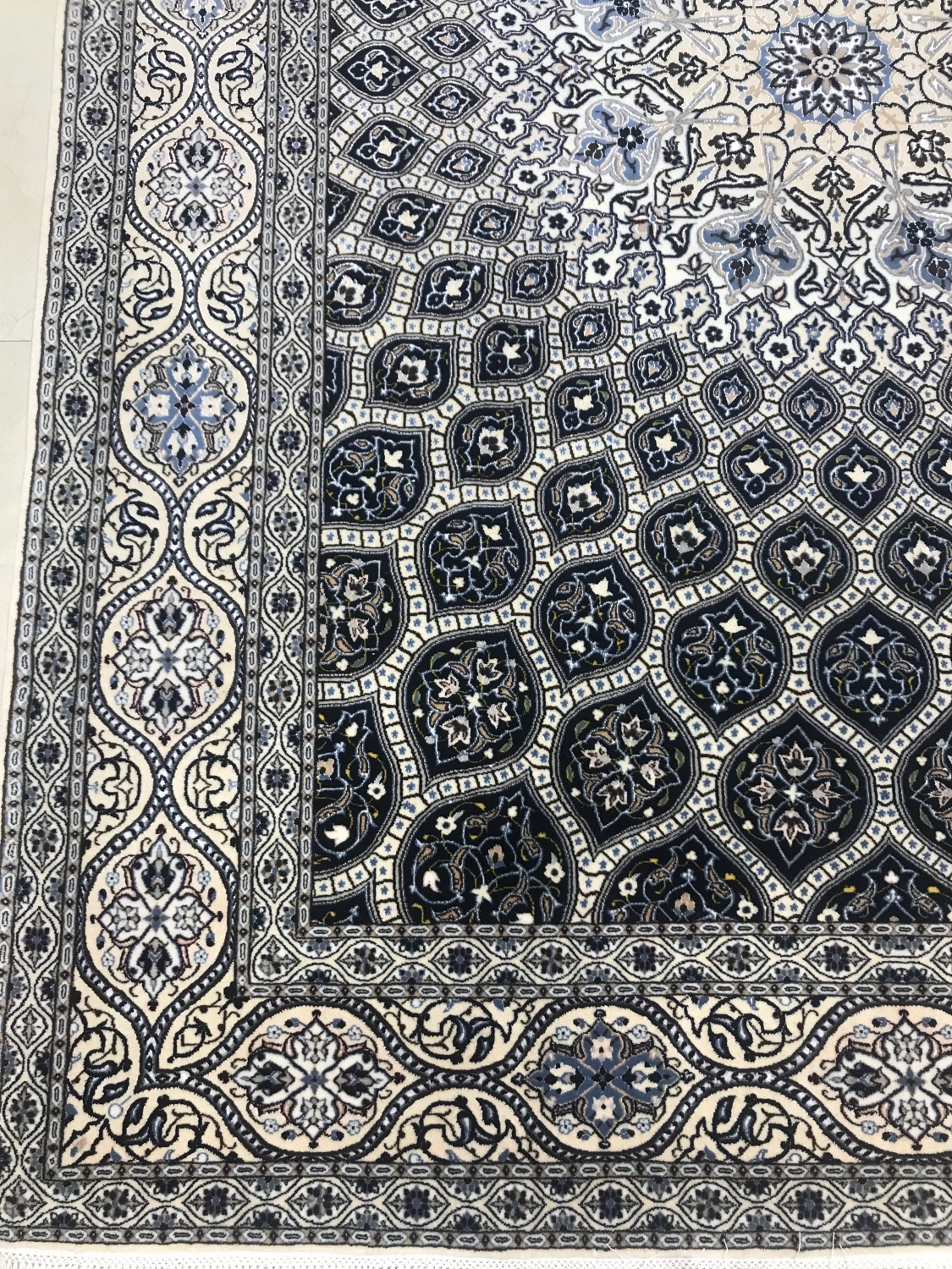 carpet-farshboom-4159304734