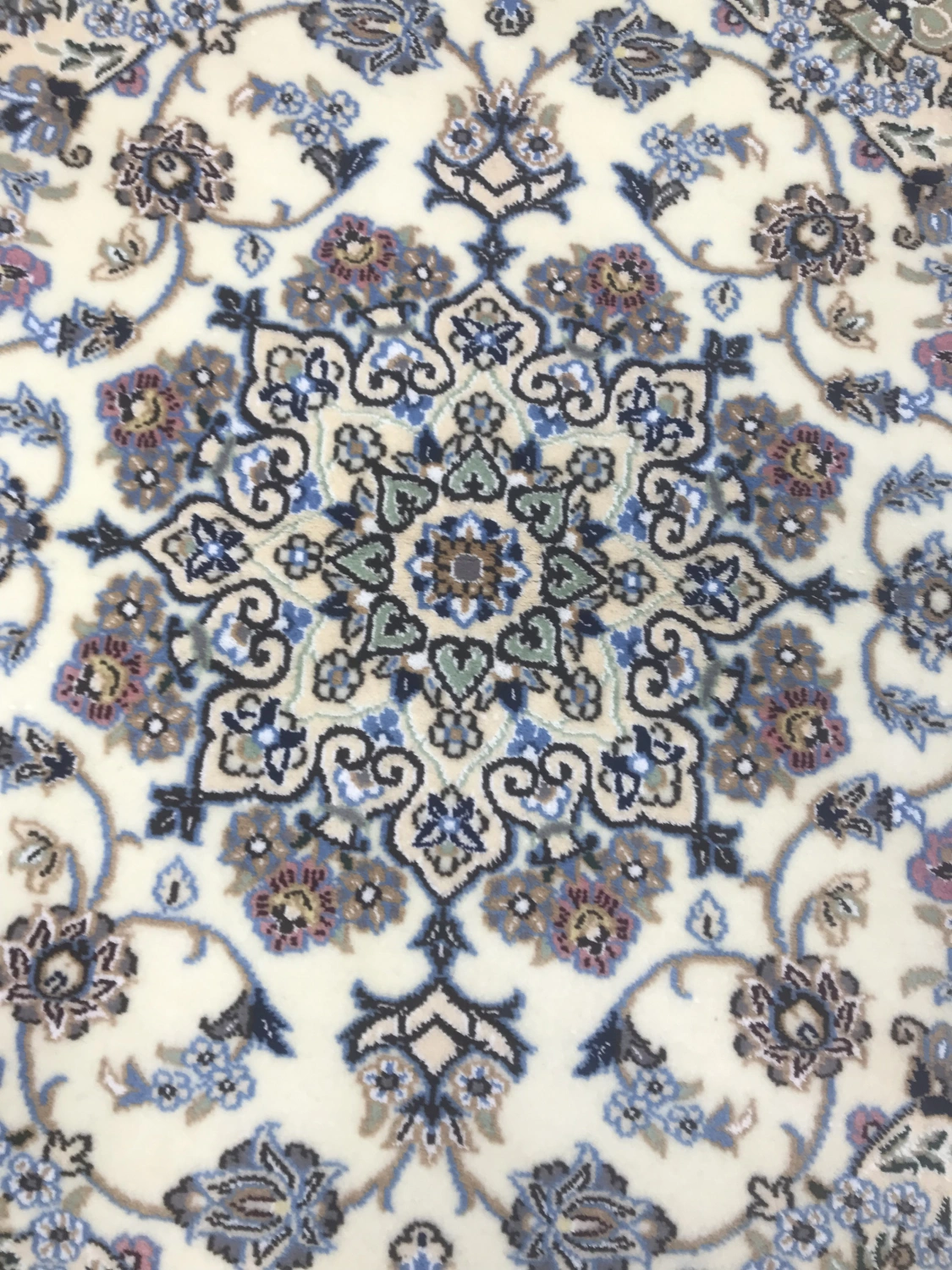 carpet-farshboom-4199848031