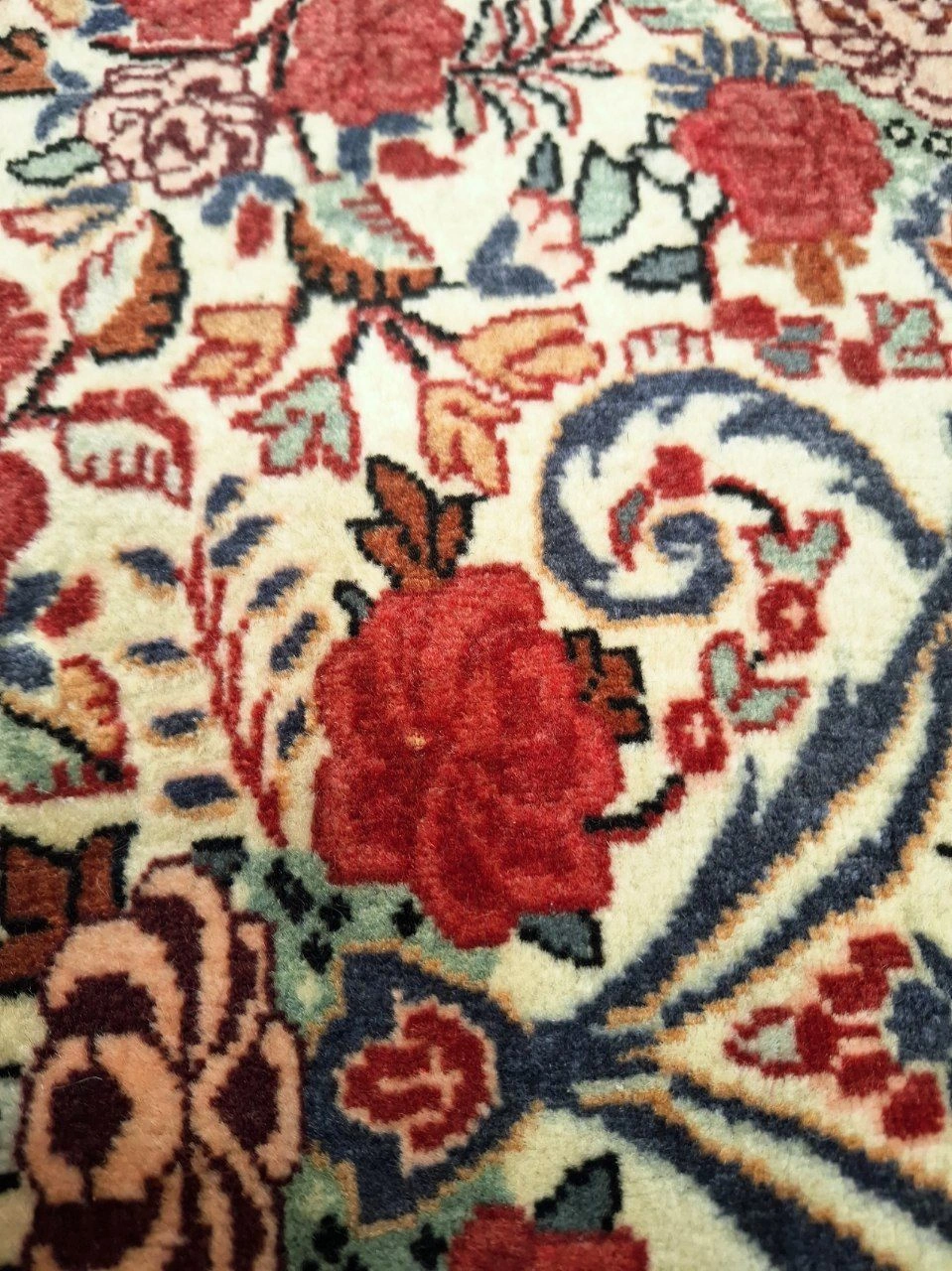 carpet-farshboom-4397522805