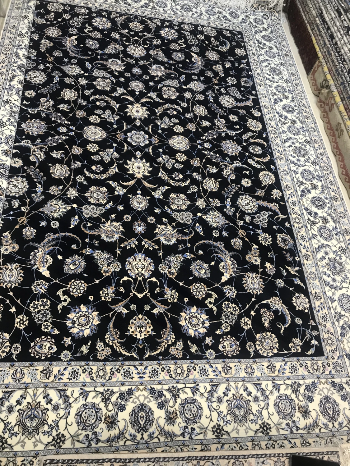 carpet-farshboom-4536360695