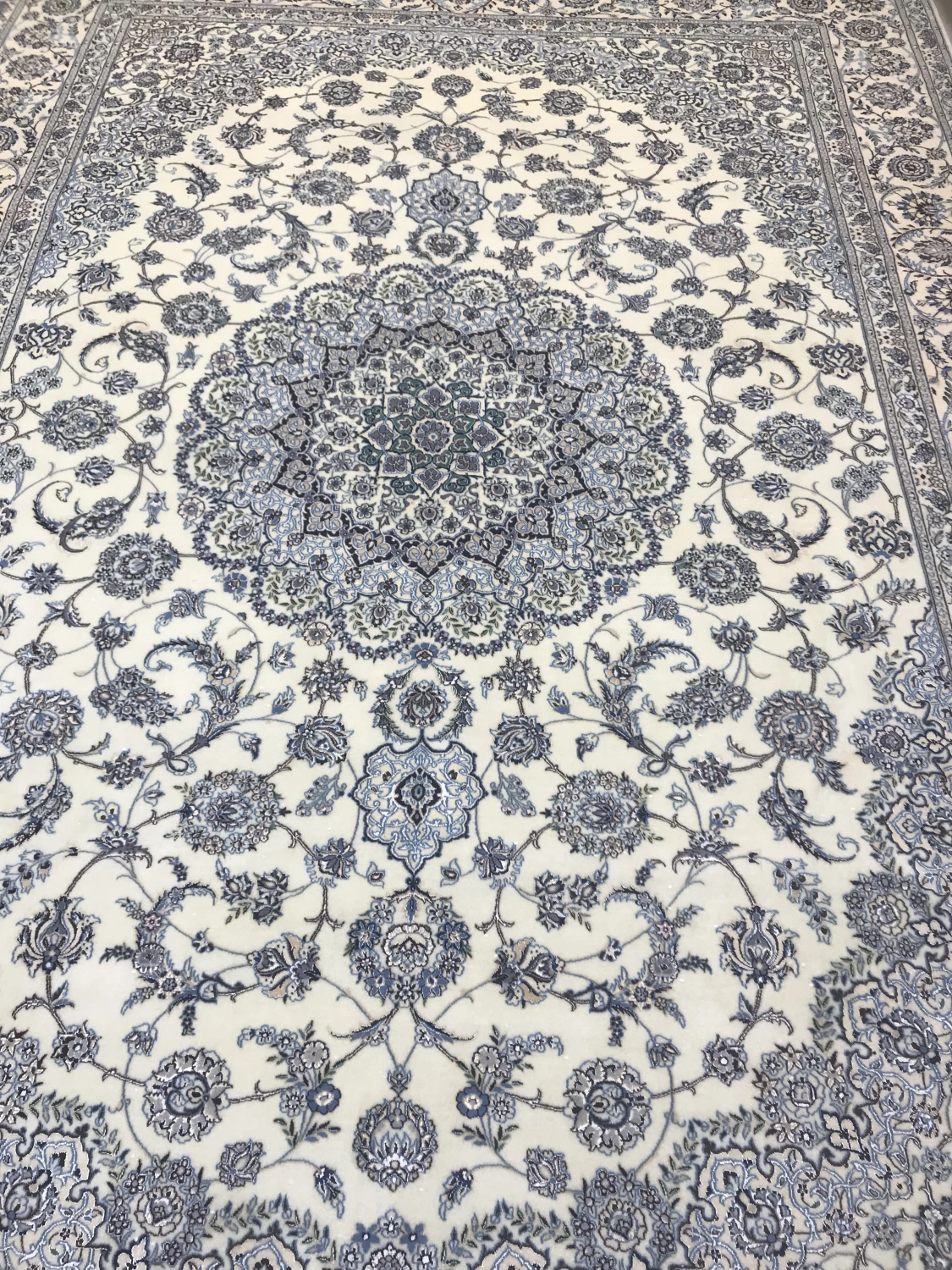 carpet-farshboom-4731990534