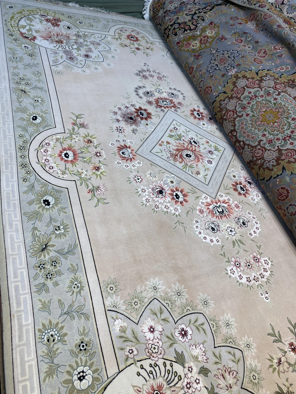 carpet-farshboom-4883966165