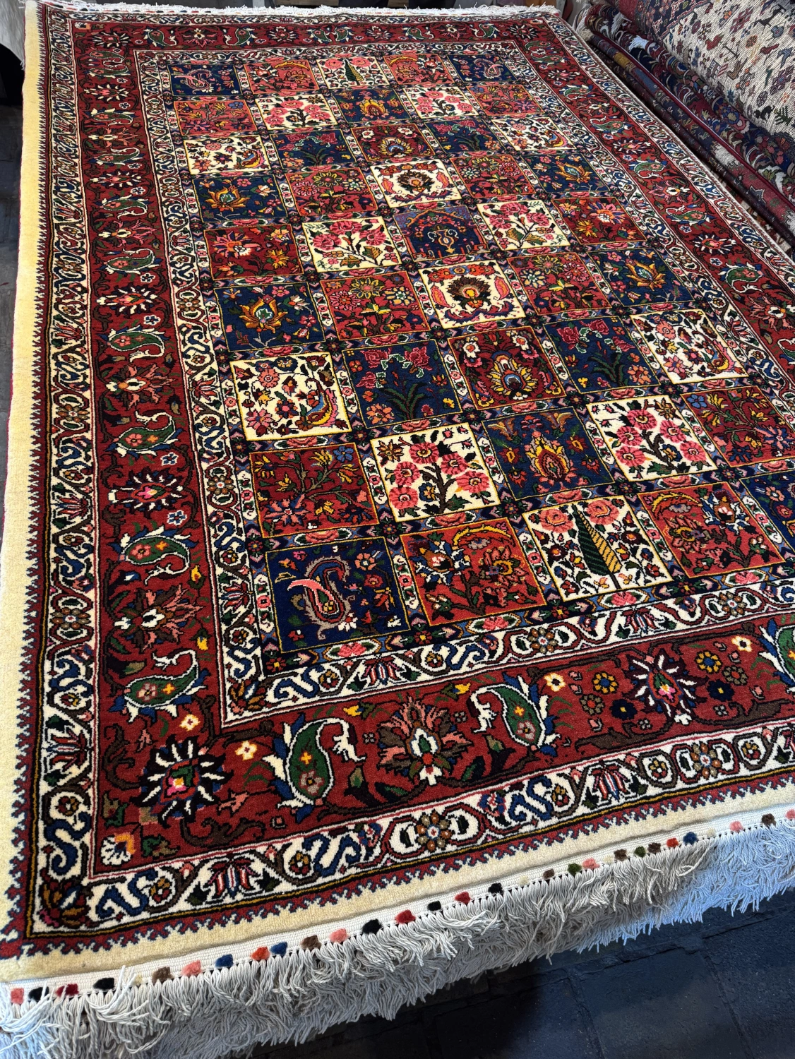 carpet-farshboom-5122829124