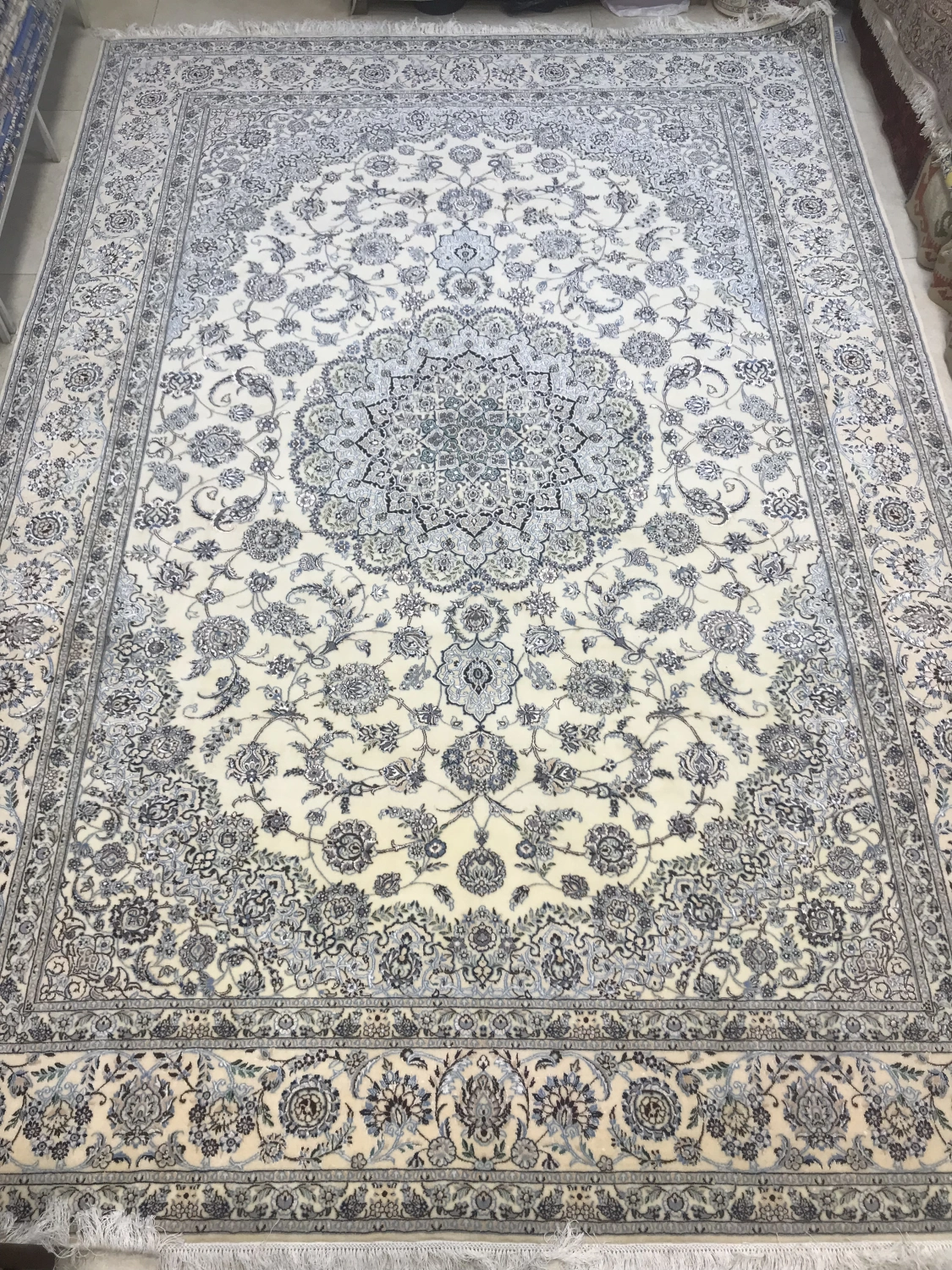 carpet-farshboom-5298533900