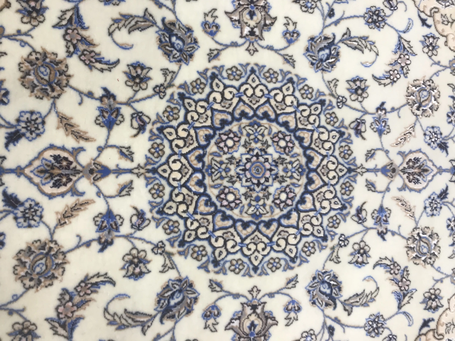 carpet-farshboom-5631867576