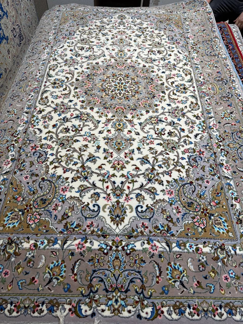 carpet-farshboom-6081163548