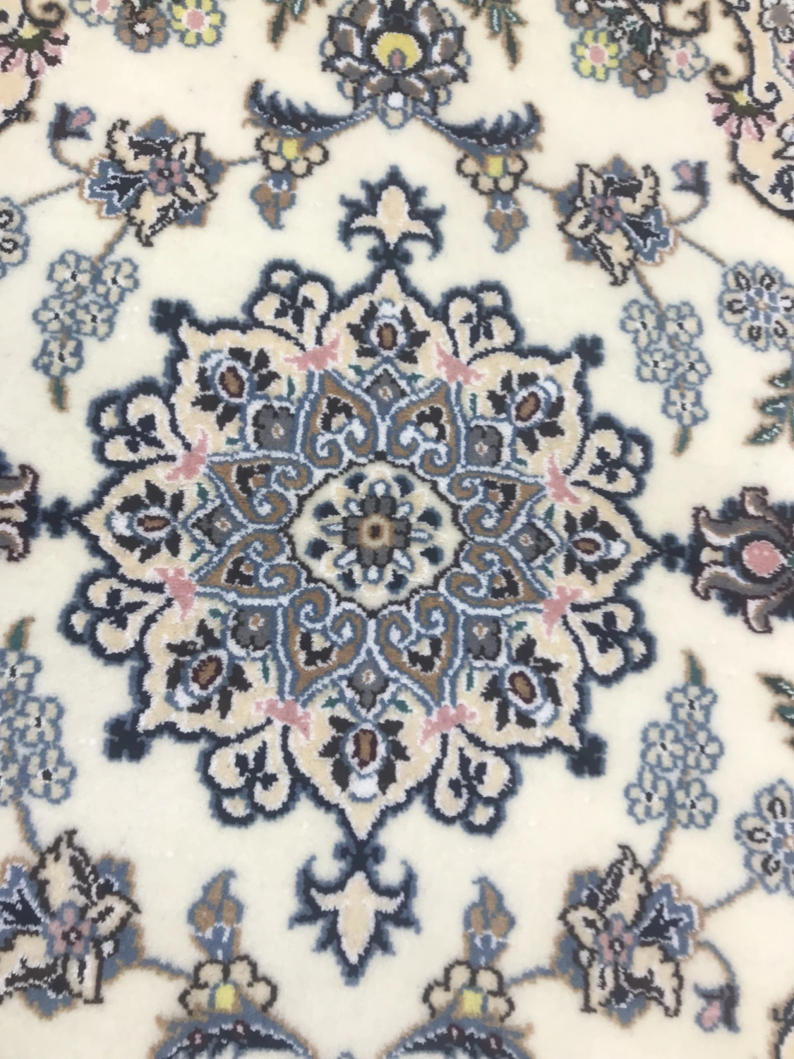 carpet-farshboom-6167474530