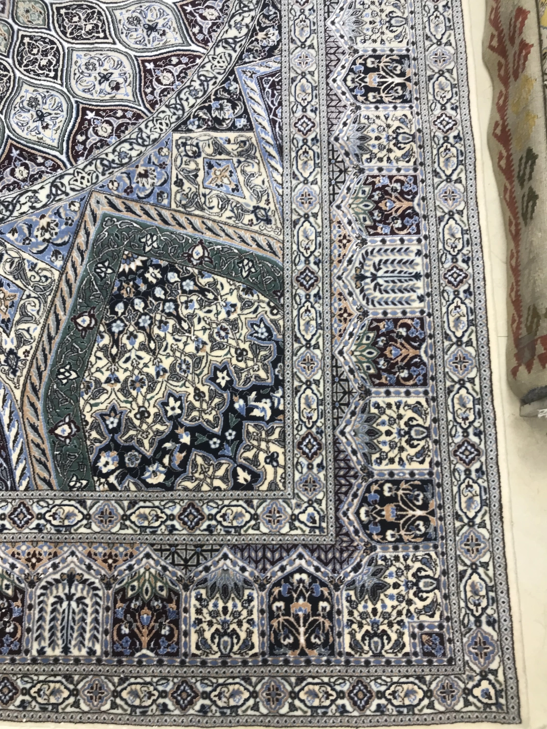 carpet-farshboom-6688243106