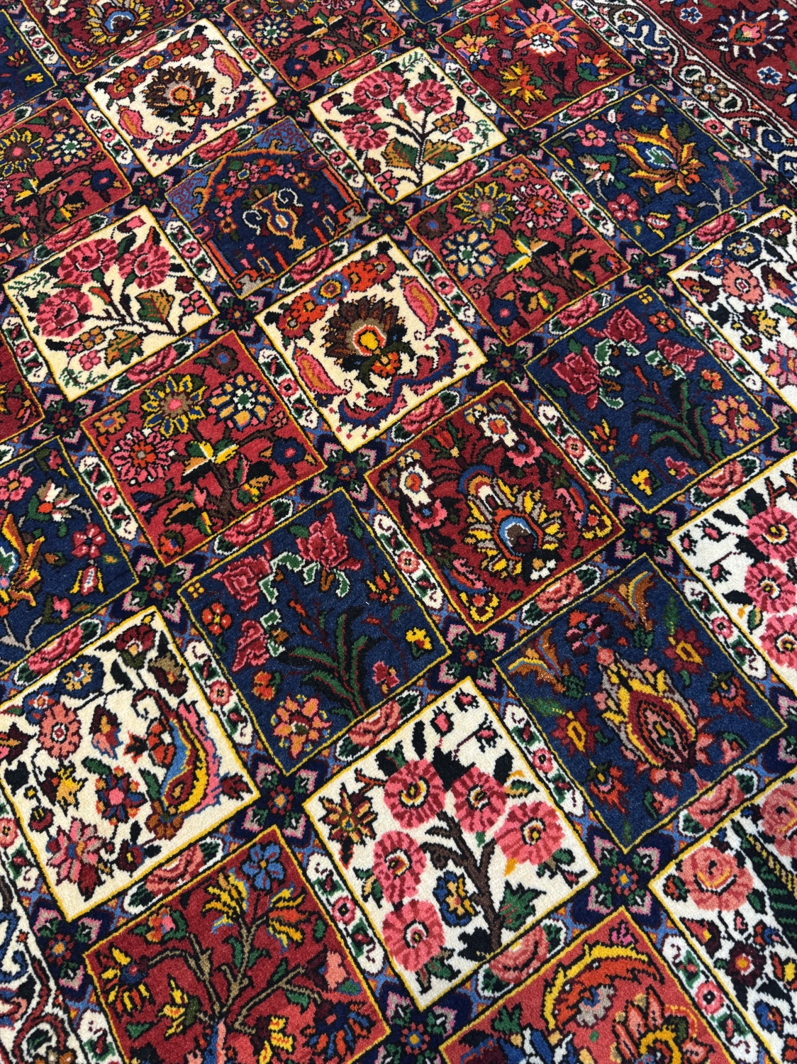 carpet-farshboom-7082810603