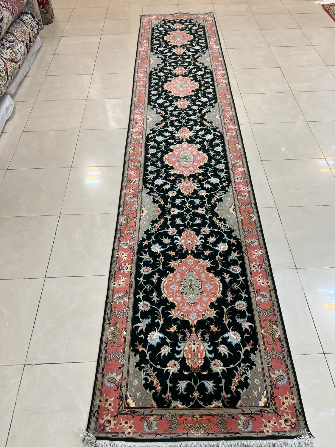 carpet-farshboom-7783118765