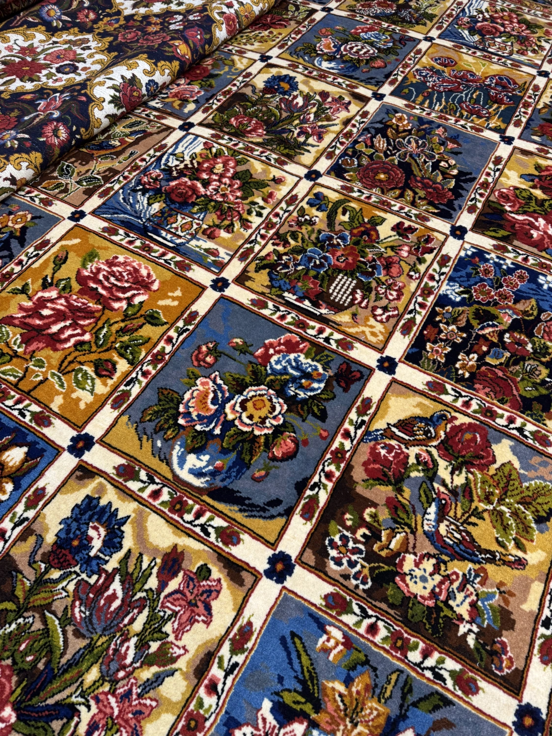 carpet-farshboom-7863408874