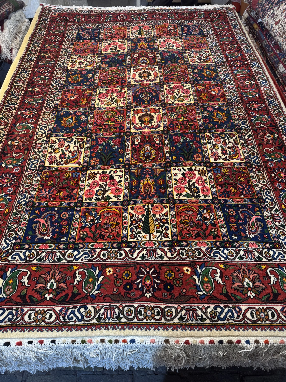 carpet-farshboom-8107359954