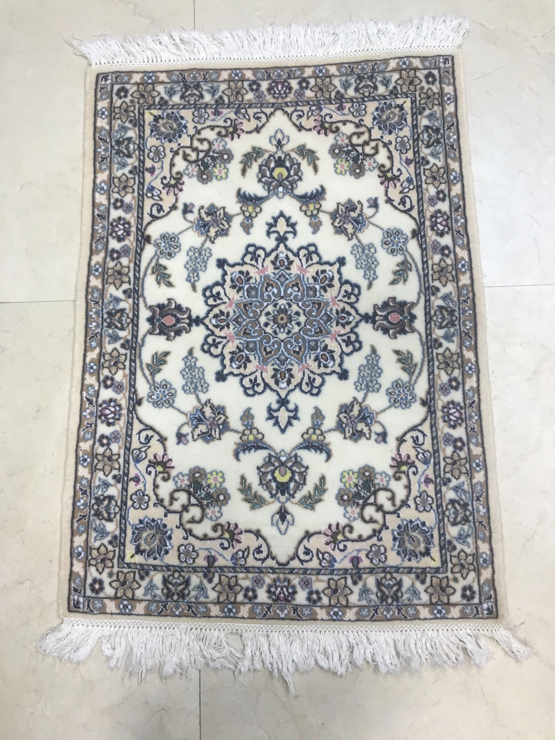 carpet-farshboom-8192431143