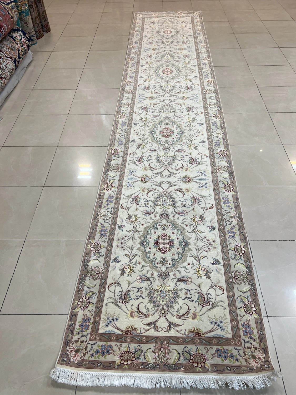 carpet-farshboom-8295136890
