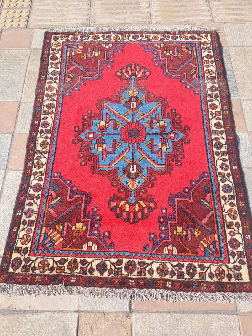 carpet-farshboom-8414143857