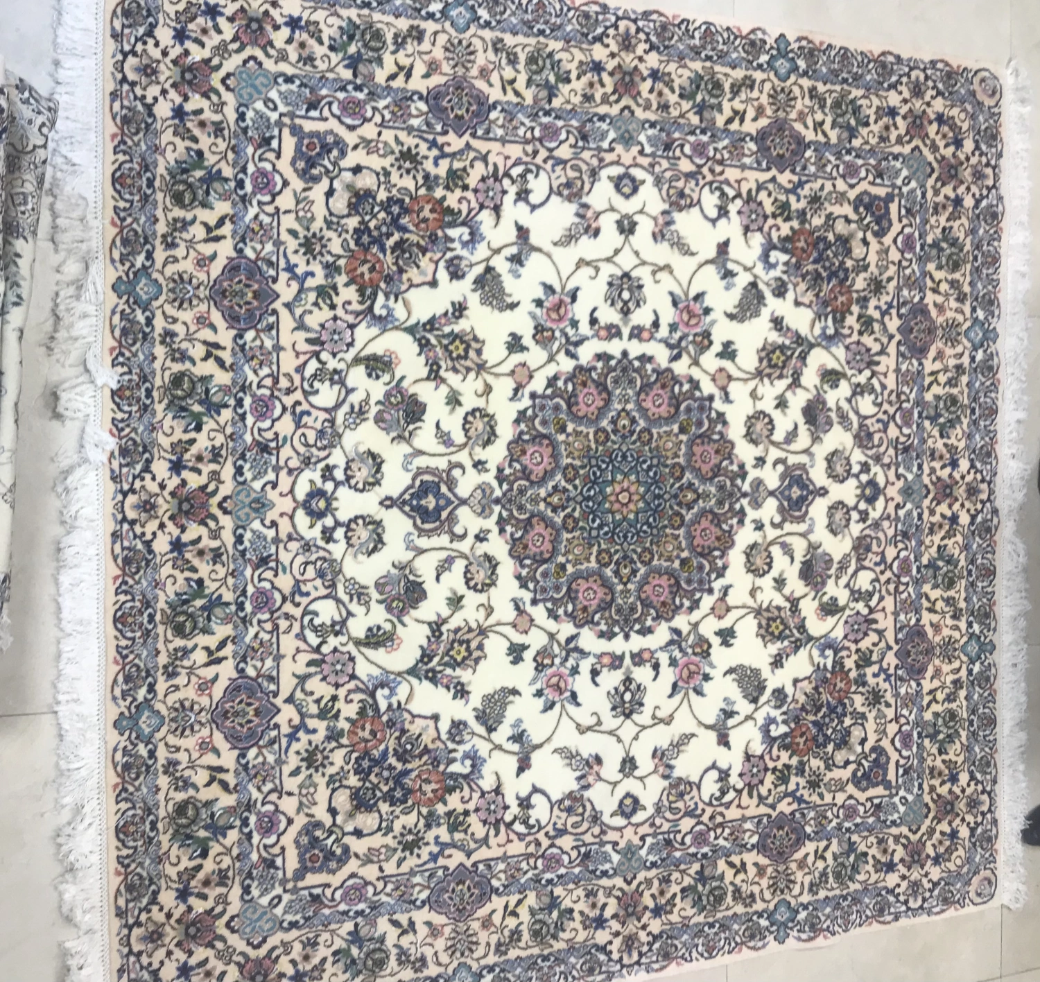 carpet-farshboom-9149439411